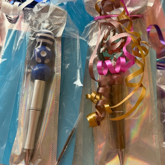 💐🩷💐 BLINGED OUT CUSTOM PEN AND NOTEPAD BUNDLE 💐🩷💐 - Picture 12 of 16